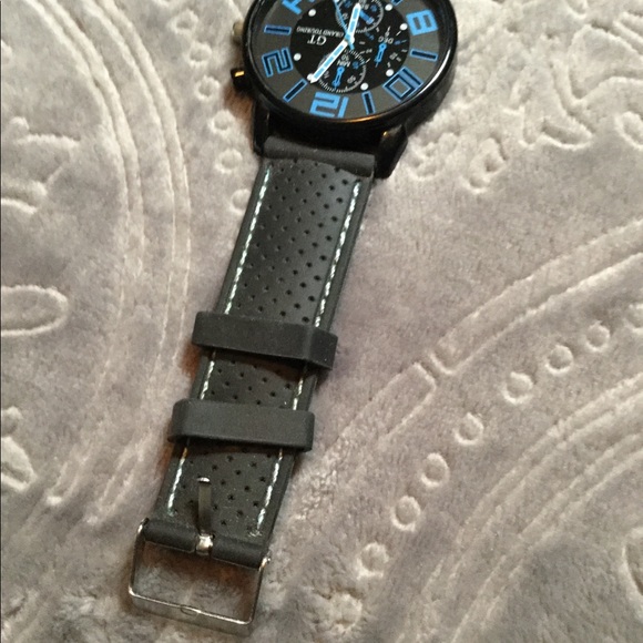 GT watch - Picture 2 of 5